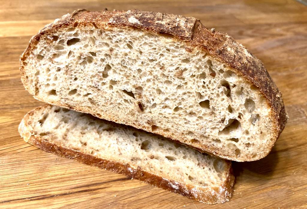 Chleb z płatkami żytnimi słodowanymi 